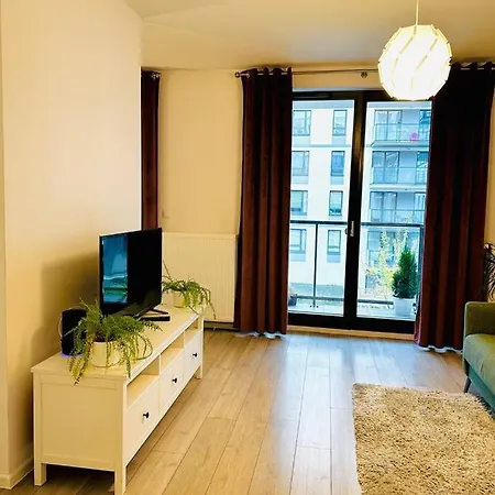 Apartment Apartament Blisko Centrum Warszawy *